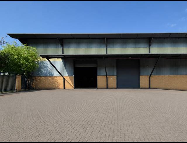 919M² WAREHOUSE TO LET IN LONGMEADOW
